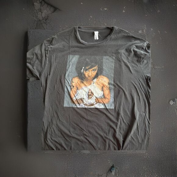 Lisa “Left Eye” Lopes Prayer Graphic T-Shirt TLC Large Black POOR CONDITION - Picture 1 of 8